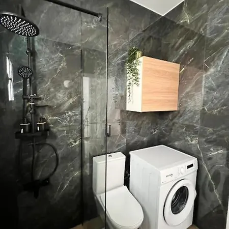 Margarita Gardens Two 1bed Flats 500m From Sea