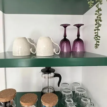 Апартаменты Margarita Gardens Two 1bed Flats 500m From Sea Пафос