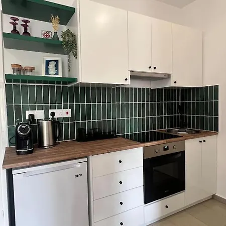 Margarita Gardens Two 1bed Flats 500m From Sea Апартаменты *